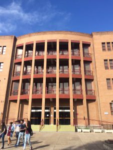 Edificio Rojo Biología